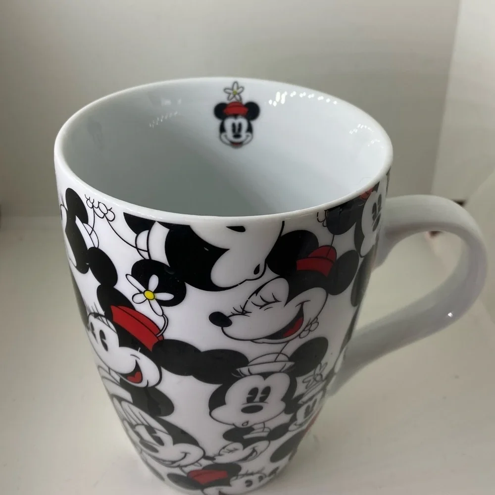 Disney Minnie  & Mickey Mouse Faces All Over Coffee Mug Black White Red …
